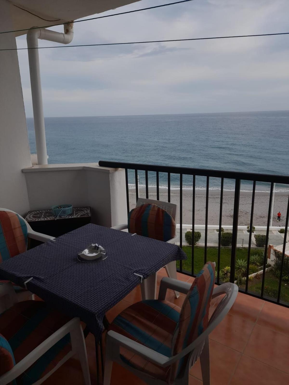 Precioso Apartamento Frontal Al Mar 네르하 외부 사진